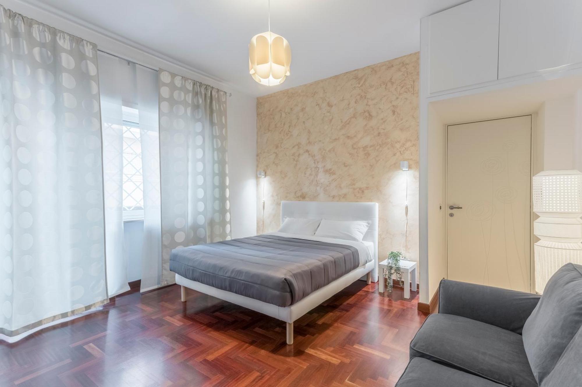 Apartment Family Art Flat Rom